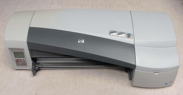 HP DesignJet 70 Q6655A Großformatdrucker erst 4.100 gedr.Seiten, gebraucht, ohne Patronen, Druckköpfe